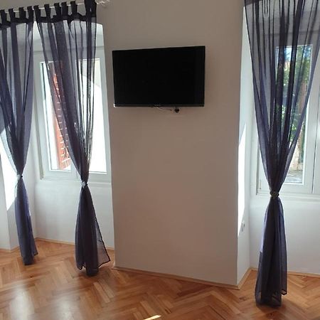 Apartman P-E プーラ エクステリア 写真