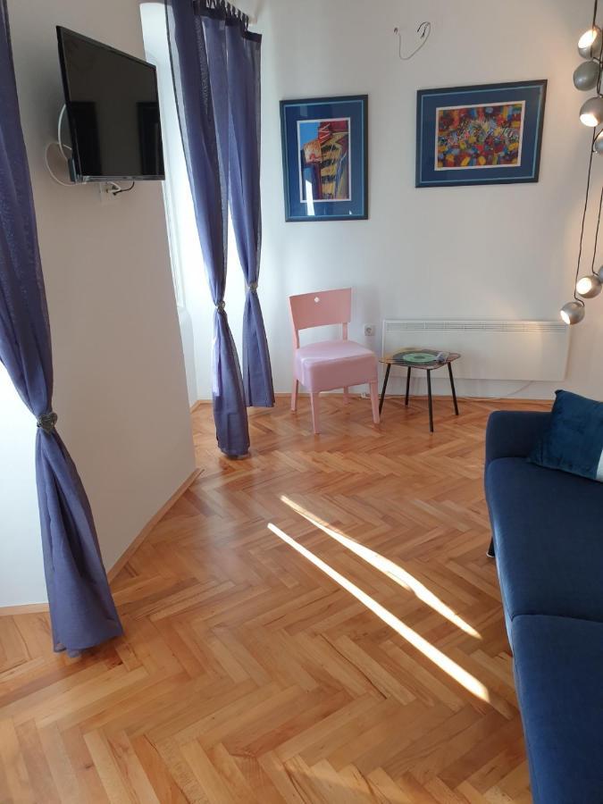 Apartman P-E プーラ エクステリア 写真